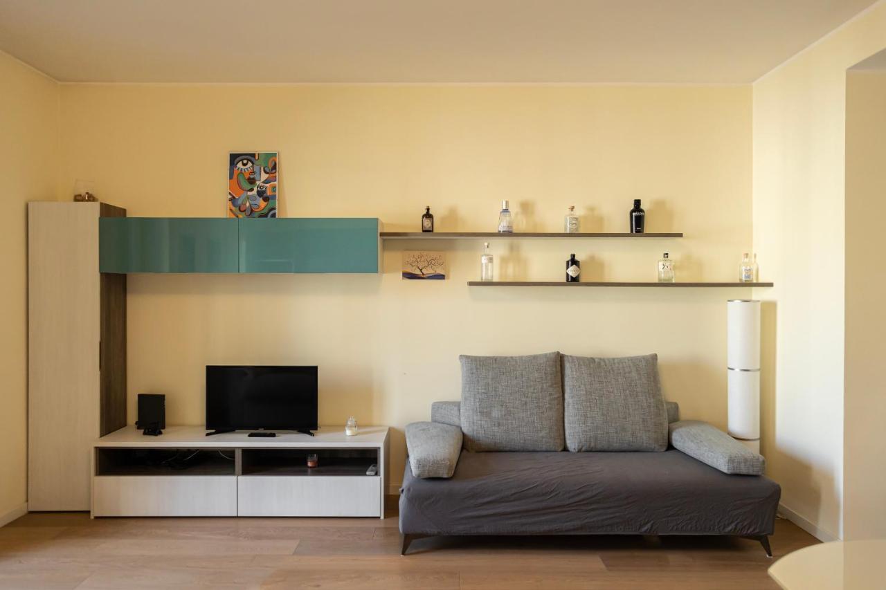 Bilocale Moderno Ed Esclusivo Apartment Milano Ngoại thất bức ảnh